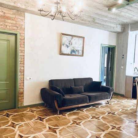 T2&T3 Apartments Levanto Tbilisi ภายนอก รูปภาพ