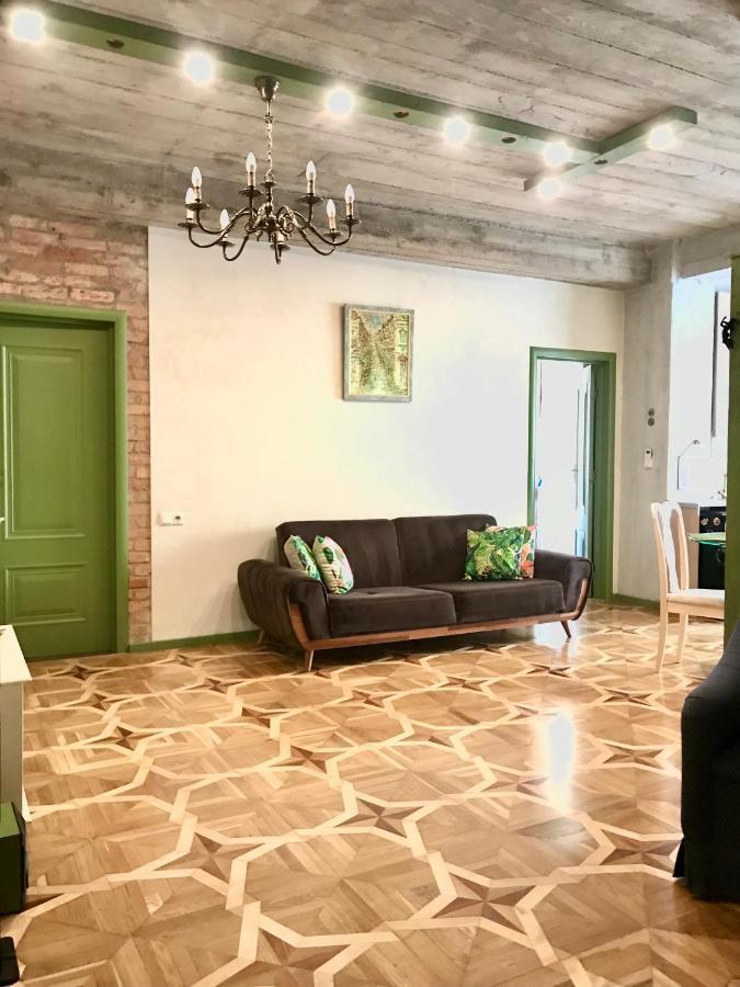 T2&T3 Apartments Levanto Tbilisi ภายนอก รูปภาพ
