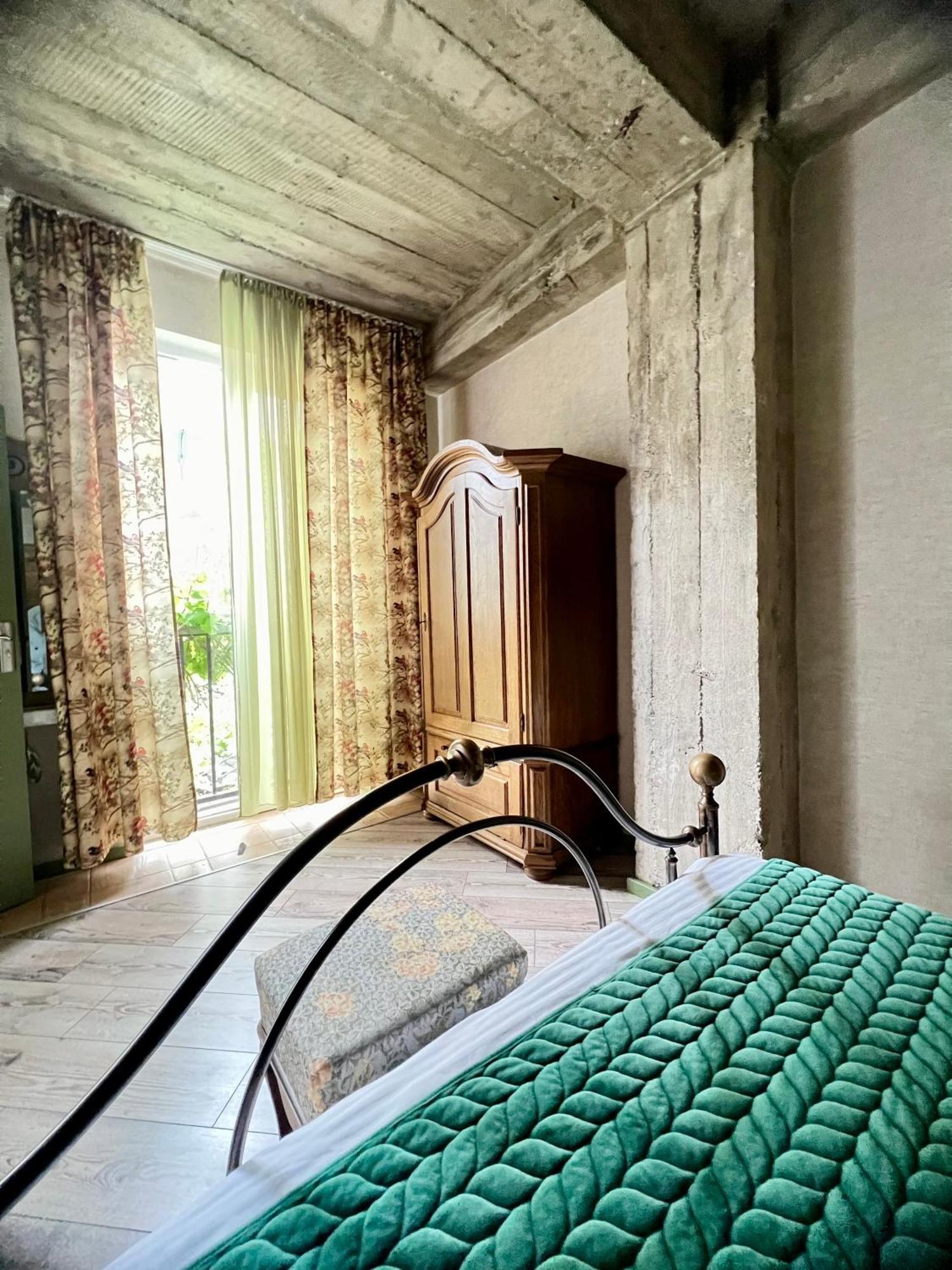 T2&T3 Apartments Levanto Tbilisi ภายนอก รูปภาพ