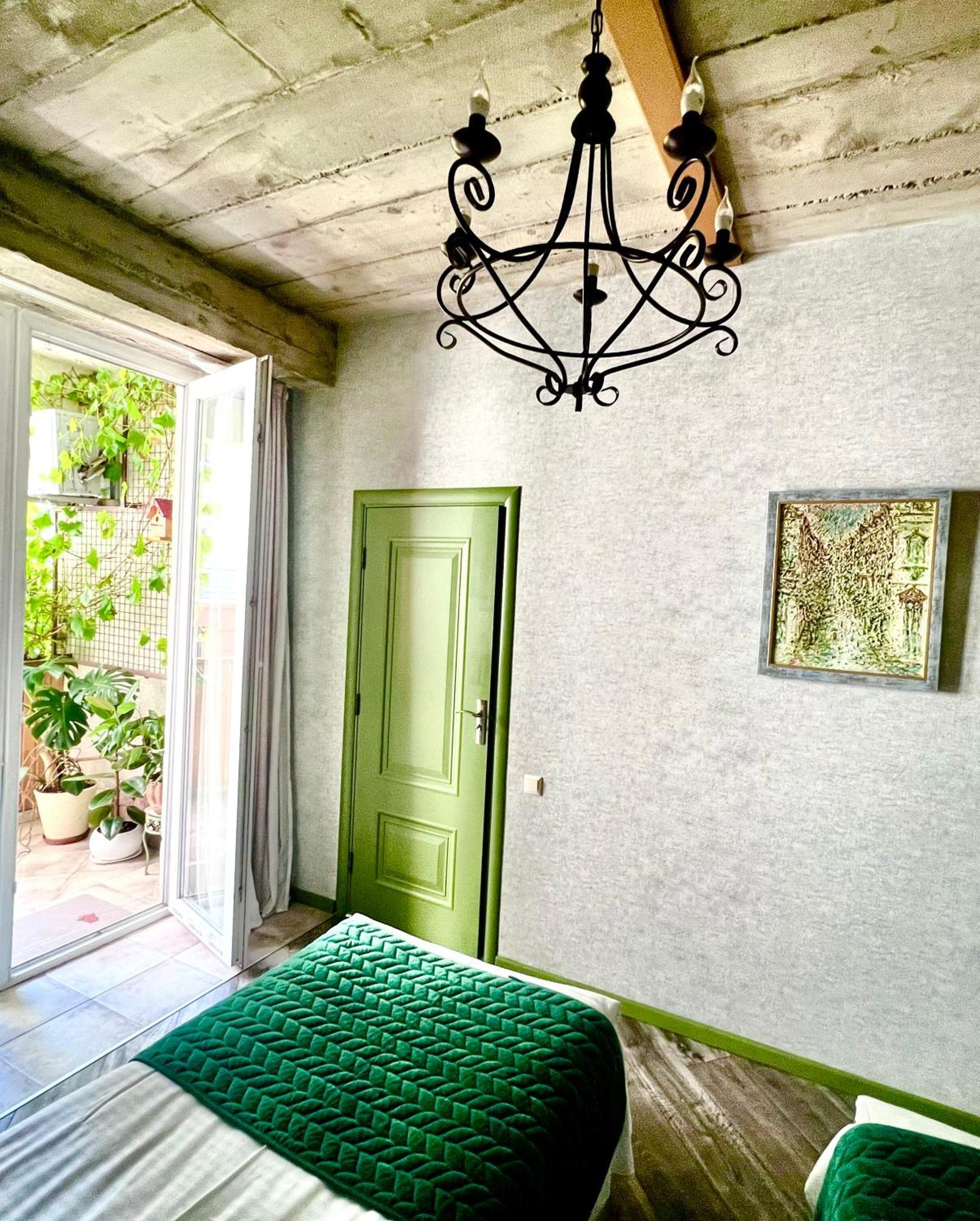 T2&T3 Apartments Levanto Tbilisi ภายนอก รูปภาพ